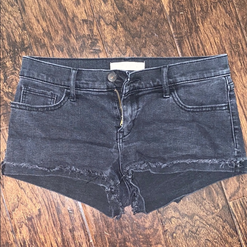 Abercrombie & Fitch black denim shorts size 26